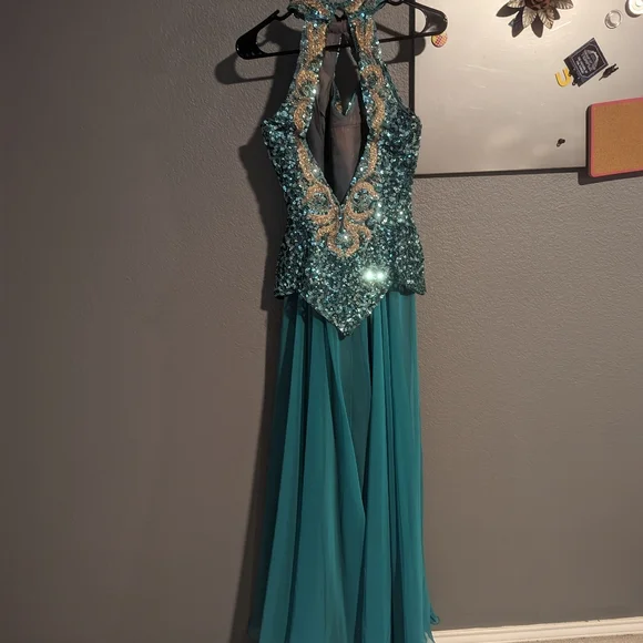 Vintage Mike Benet Formals Green Sequined/Beaded Gown Sz 8 - Picture 9 of 10